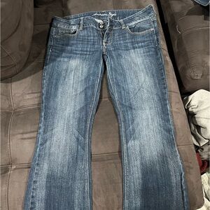 Women’s American Eagle size 10 short artist flare jeans.